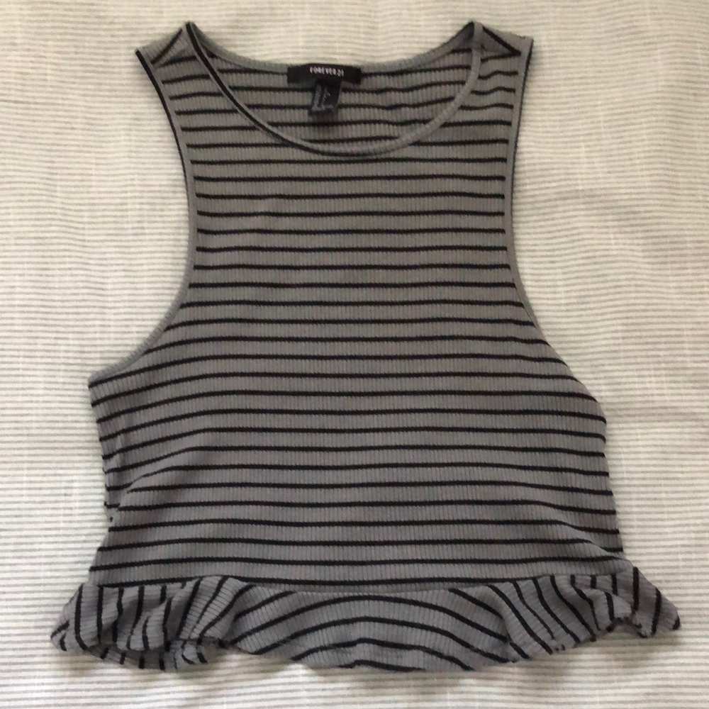 Women’s cropped top